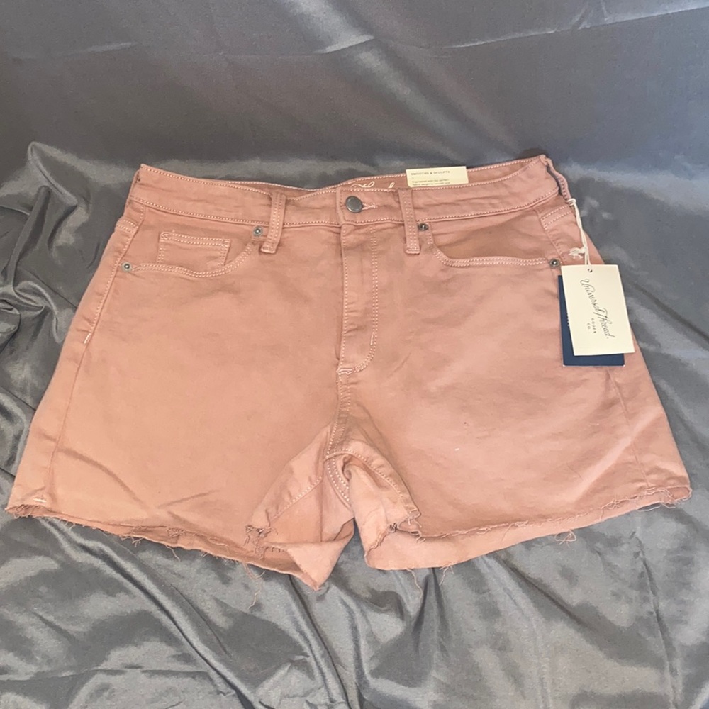 Pastel pink High-Rise MIDI Shorts, size 10